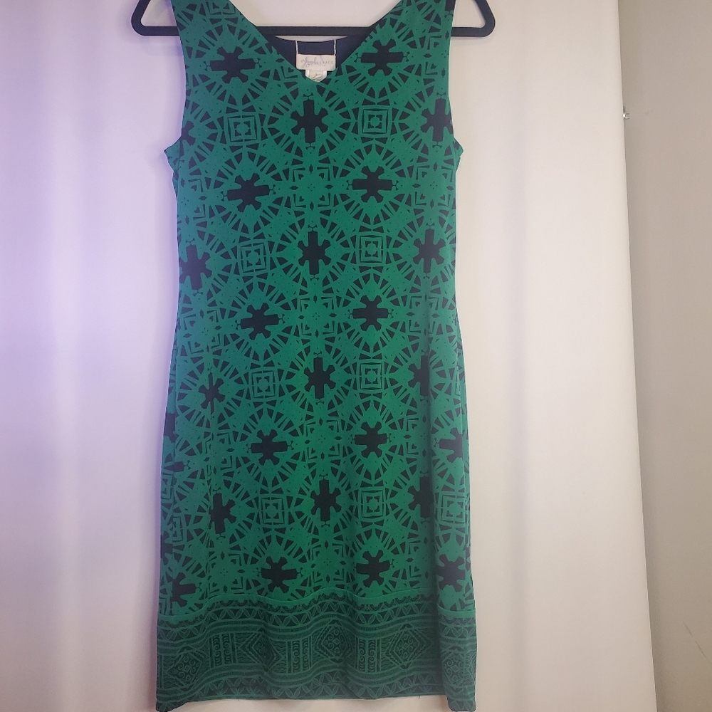 Magnolia Grace Reversable  Size S, Sleeveless Navy & Kelly Green sheath dress